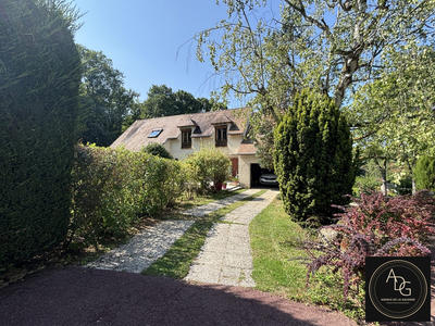 Villa - 170 m² - 6 pièces