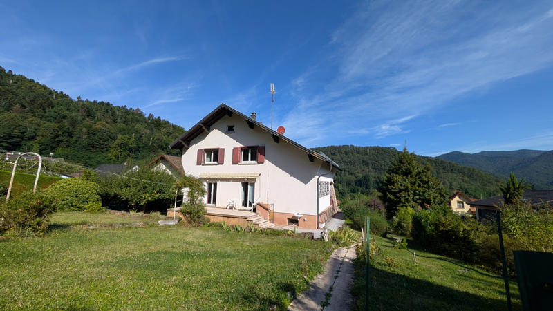 Maison - 177 m² - 7 pièces