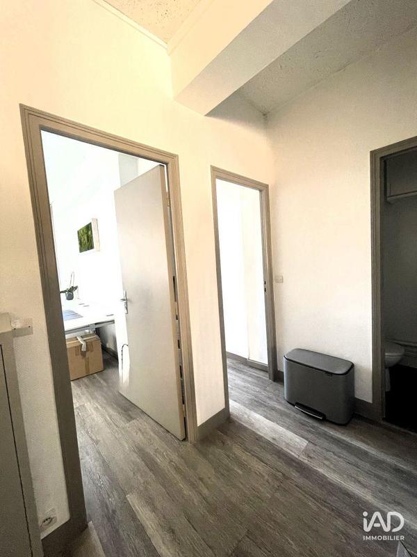 Bureau - 80 m² - 4 pièces