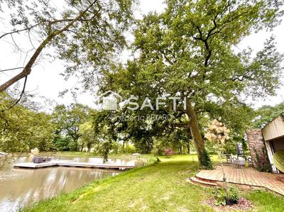 Maison - 152 m² - 8 pièces