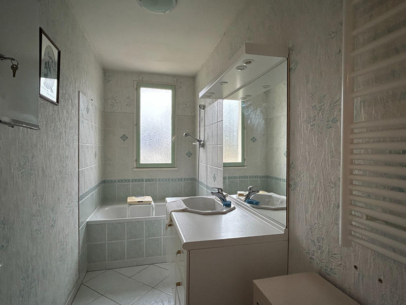 Maison - 103 m² - 5 pièces