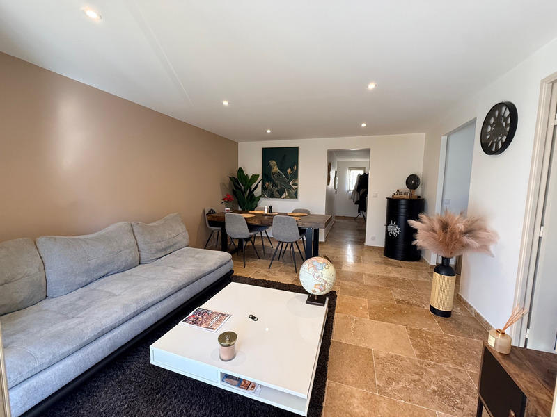 Appartement - 65 m² - 3 pièces