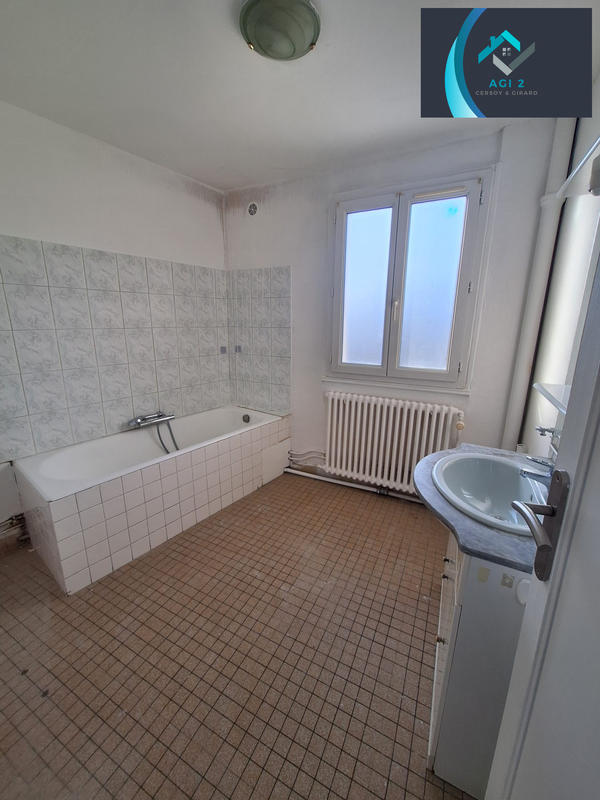 Appartement - 79 m² - 3 pièces