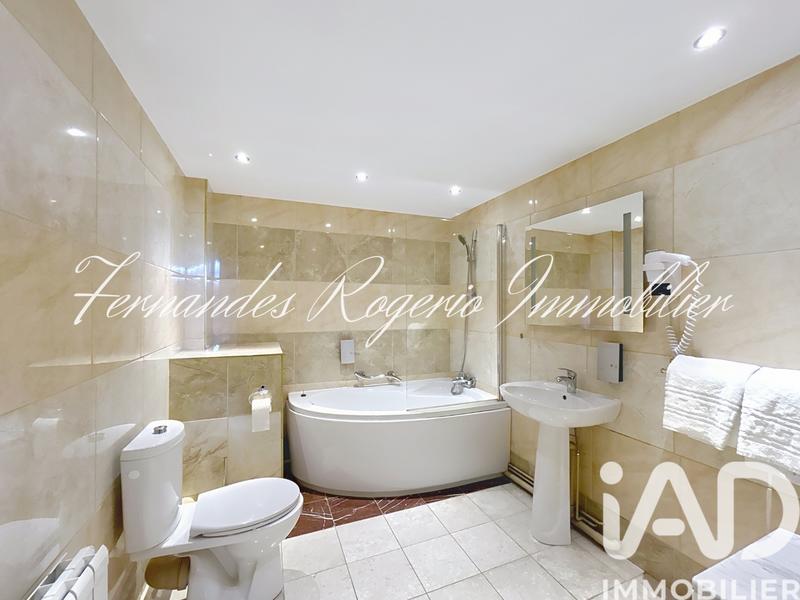 Immeuble - 1 630 m²