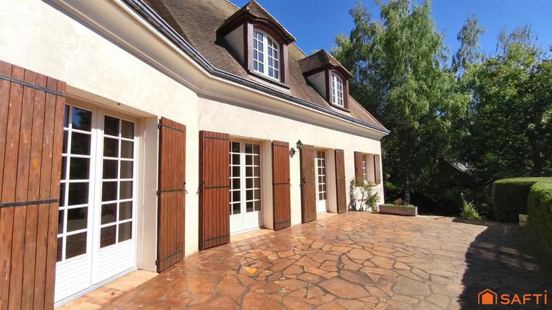 Villa - 173 m² - 9 pièces