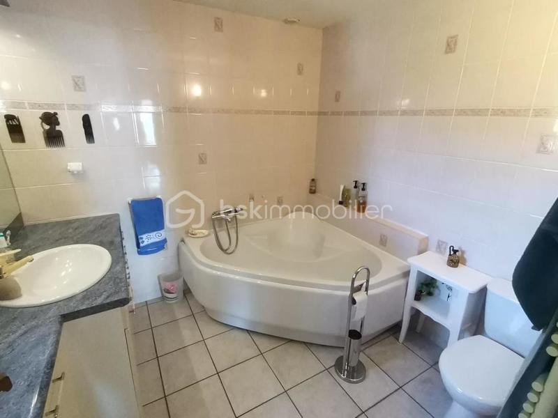 Maison - 155 m² - 6 pièces