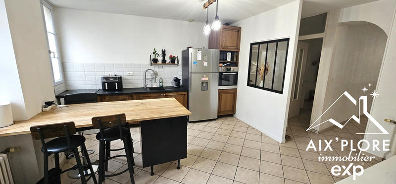 Maison - 209 m² - 6 pièces