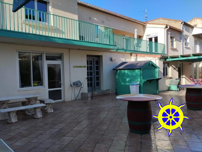 Maison - 400 m² - 9 pièces