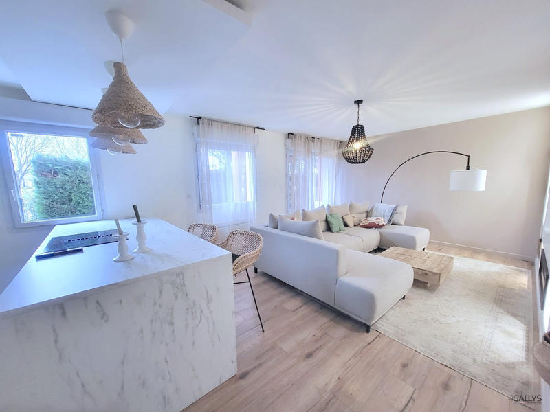 Appartement - 65 m² - 3 pièces