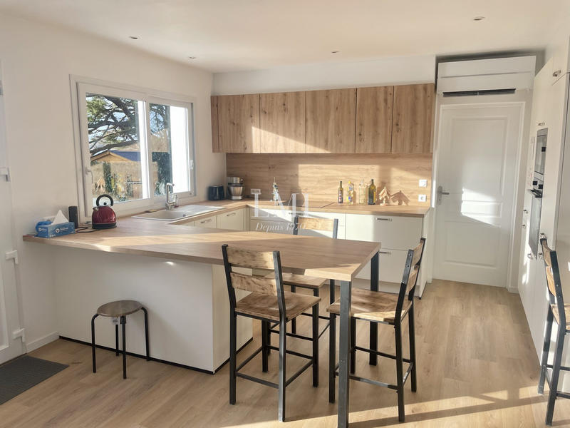 Maison - 110 m² - 6 pièces