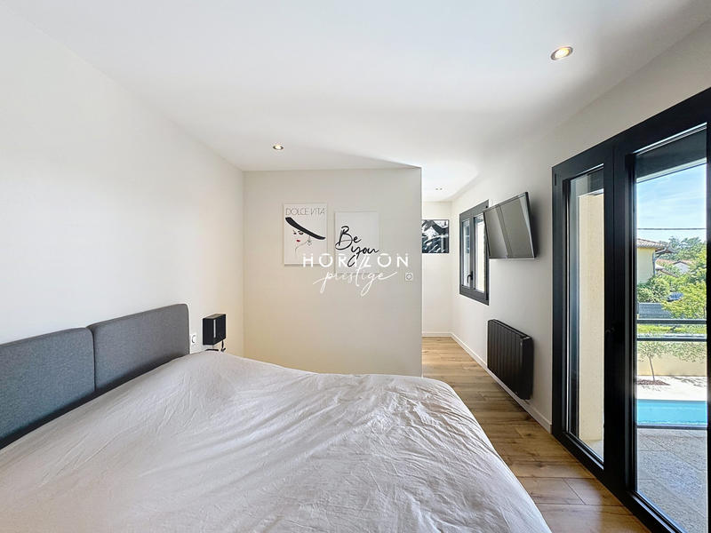 Maison ancienne - 200 m² - 7 pièces