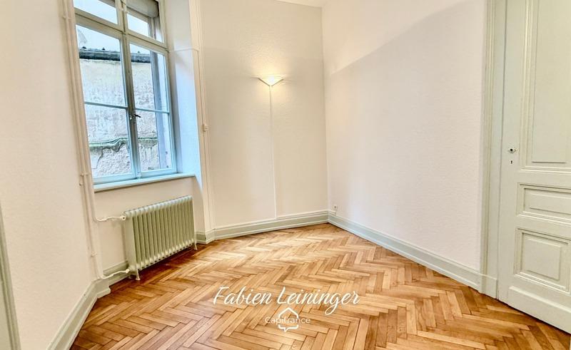 Appartement bourgeois - 70 m² - 3 pièces