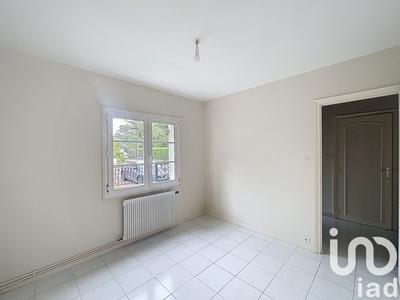 Maison - 97 m² - 5 pièces