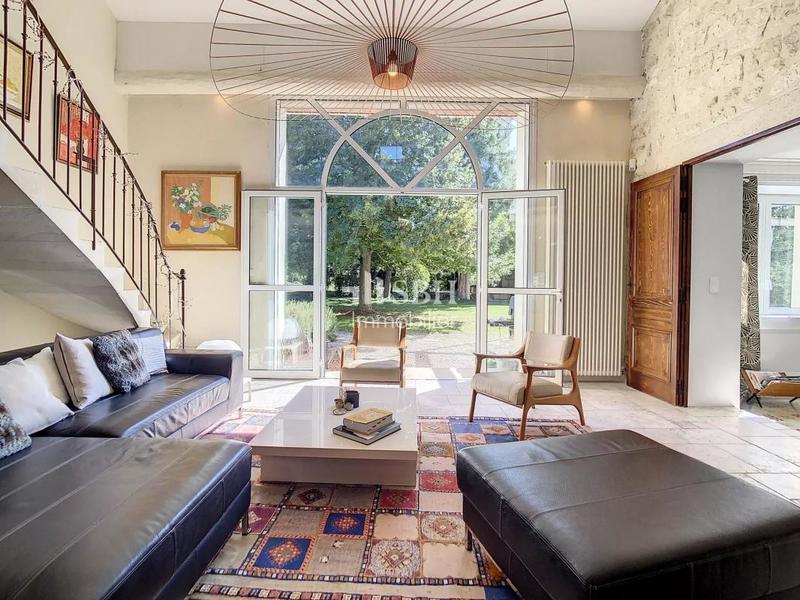 Mas - 285 m² - 10 pièces