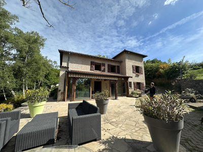 Maison - 154 m² - 6 pièces