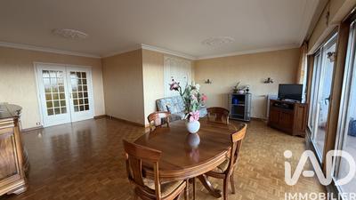 Appartement - 93 m² - 4 pièces