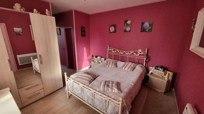 Maison - 235 m² - 8 pièces