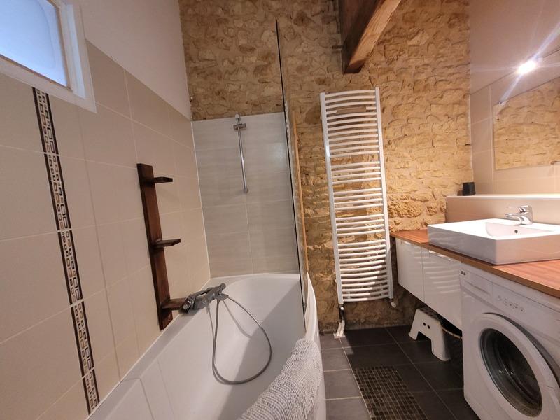 Propriété - 285 m² - 10 pièces