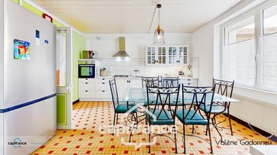 Maison - 150 m² - 7 pièces