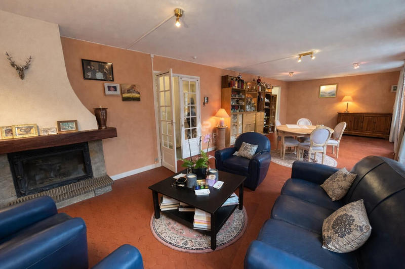 Maison - 123 m² - 6 pièces