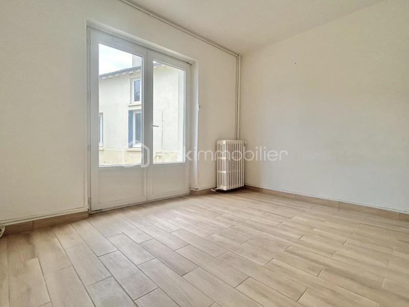 Maison - 157 m² - 8 pièces