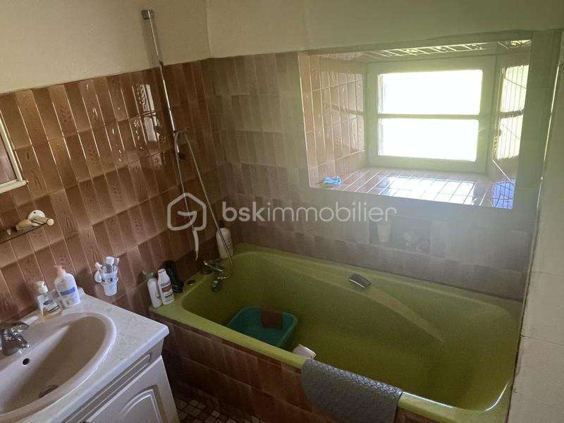 Maison traditionnelle - 120 m² - 7 pièces