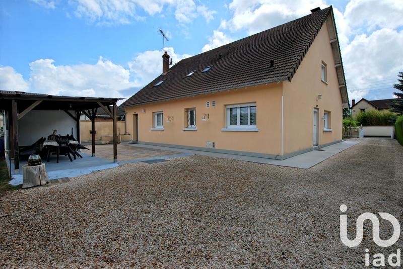 Maison - 208 m² - 7 pièces