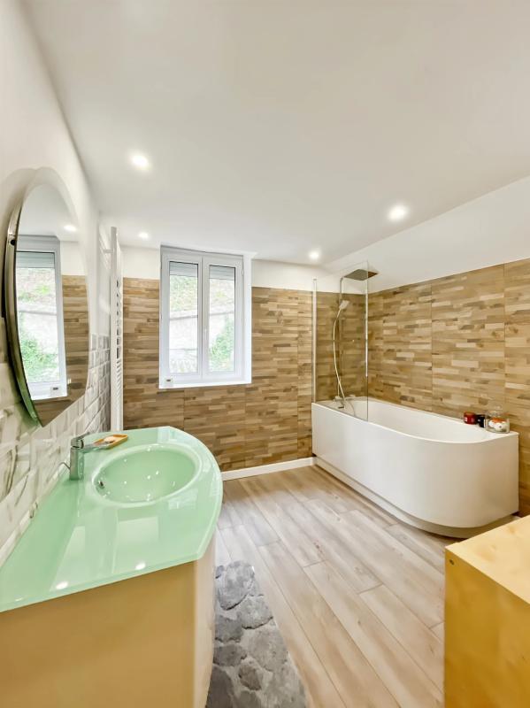 Maison de maîtres - 156 m² - 7 pièces