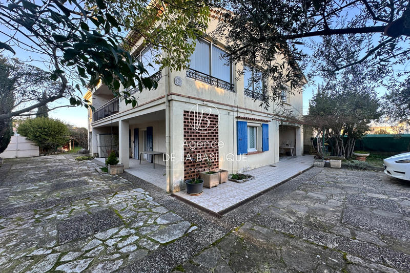 Maison - 200 m² - 6 pièces