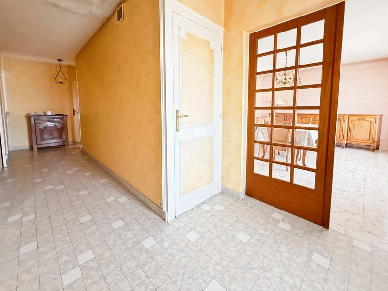Maison - 102 m² - 4 pièces