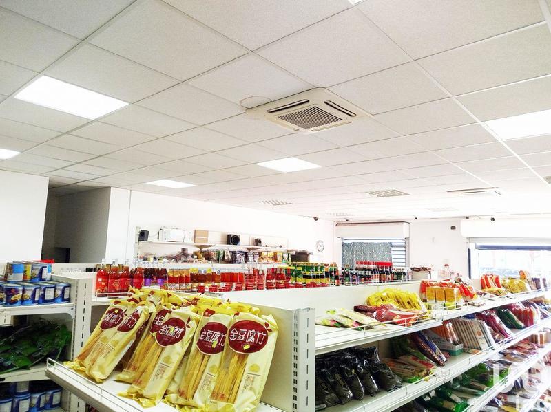 Local commercial - 97 m²