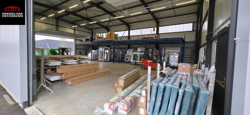 Entrepôt - 370 m²