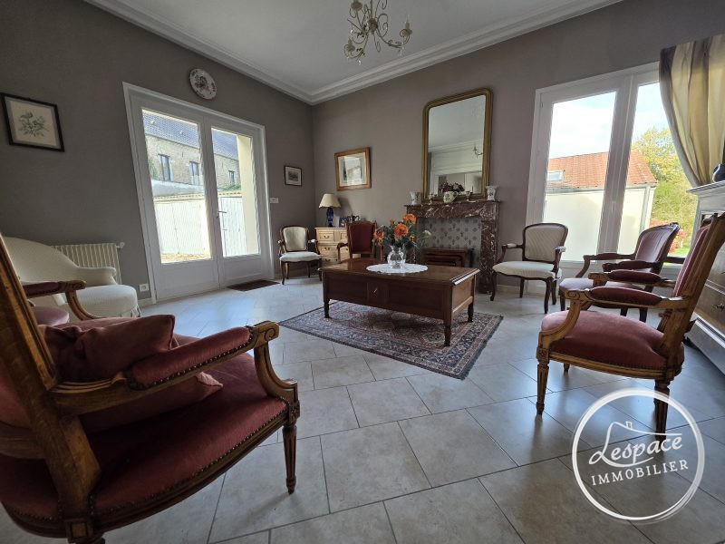 Maison - 186 m² - 5 pièces