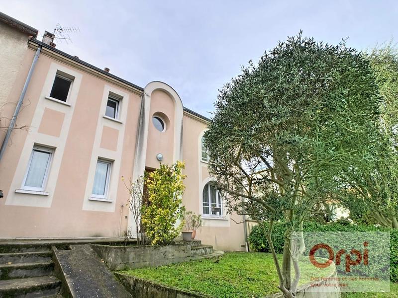 Maison - 169 m² - 4 pièces