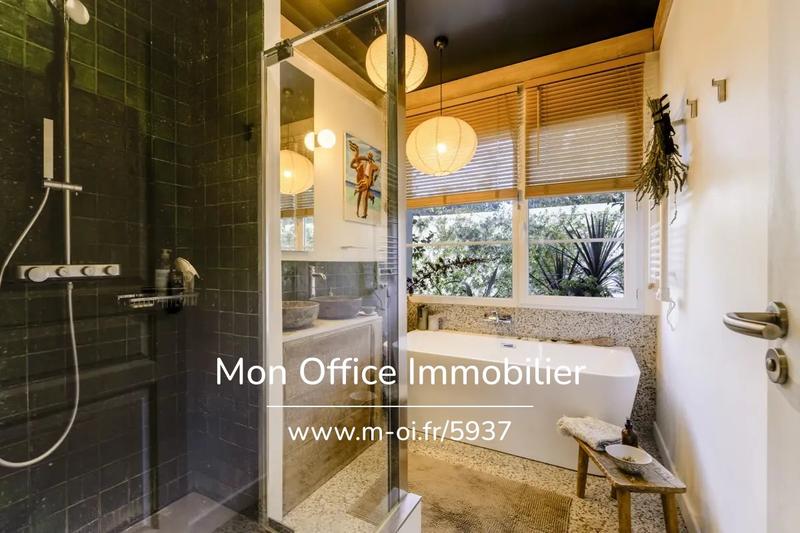 Maison - 110 m² - 4 pièces