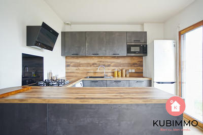 Duplex - 92 m² - 5 pièces