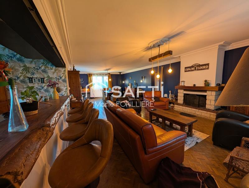 Maison - 150 m² - 7 pièces