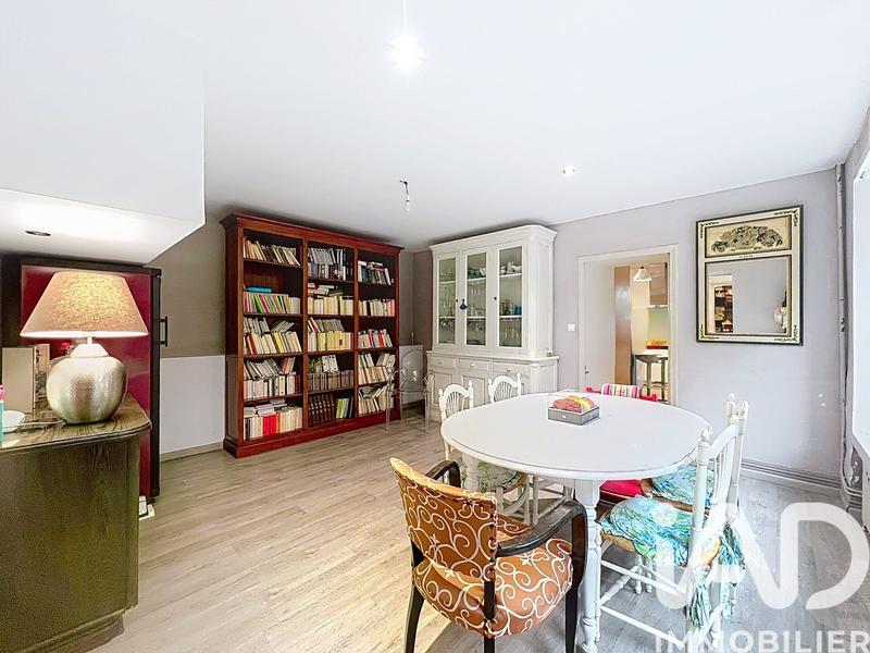 Maison - 190 m² - 7 pièces