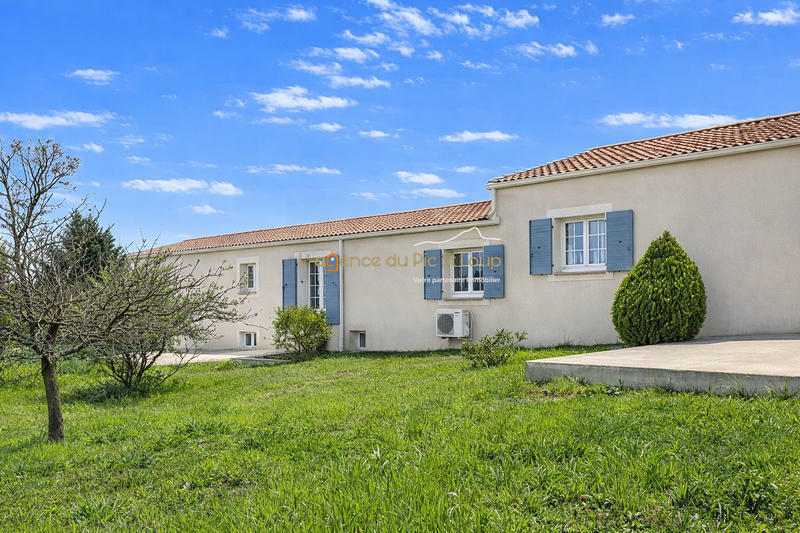 Villa - 182 m² - 8 pièces