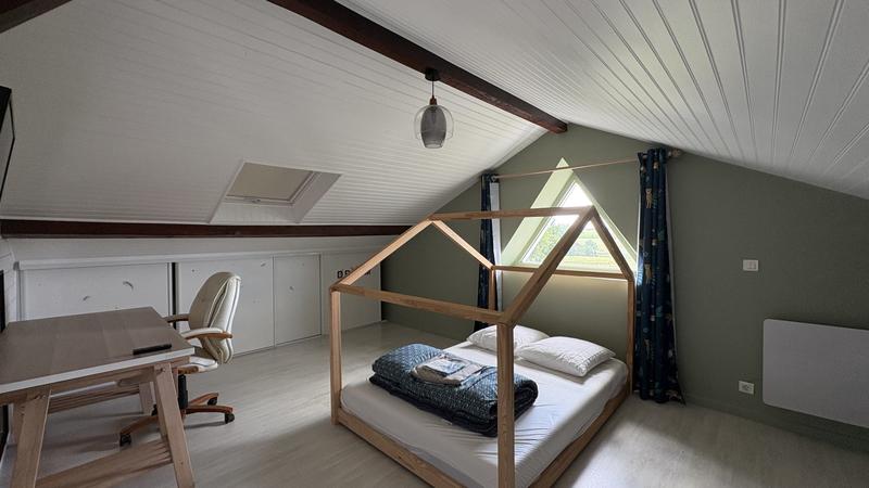 Maison - 180 m² - 7 pièces