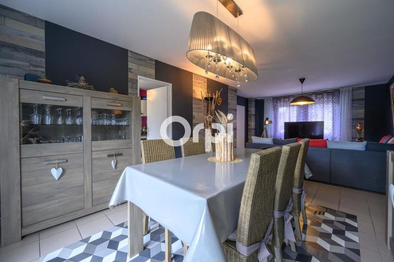 Maison - 98 m² - 4 pièces