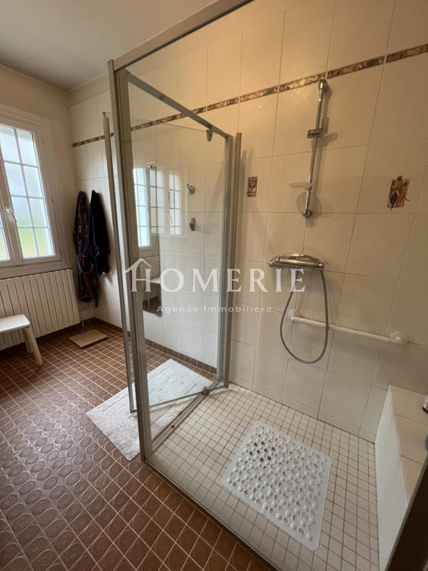 Maison - 172 m² - 8 pièces