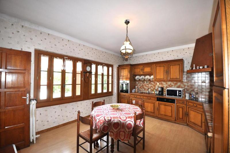 Maison de ville - 539 m² - 10 pièces