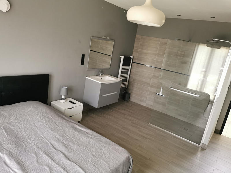 Maison - 180 m² - 5 pièces