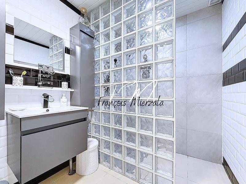 Maison - 87 m² - 5 pièces