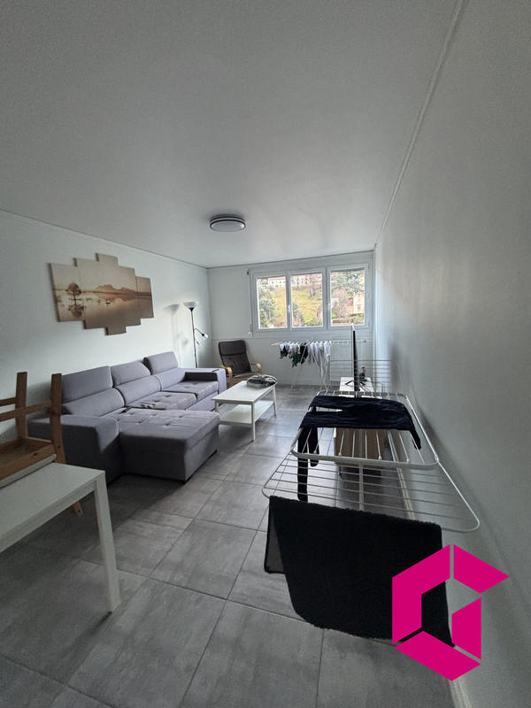 Appartement - 98 m² - 5 pièces