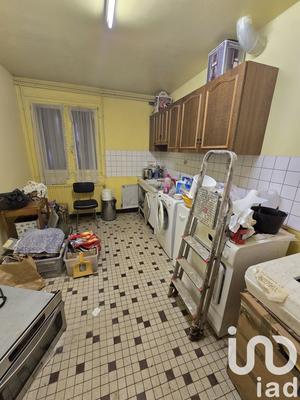 Maison - 198 m² - 8 pièces