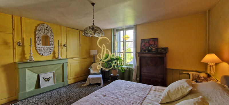 Maison - 208 m² - 7 pièces