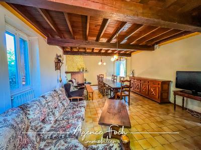 Maison ancienne - 210 m² - 6 pièces