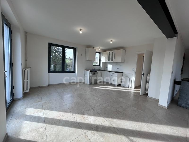 Maison - 212 m² - 5 pièces